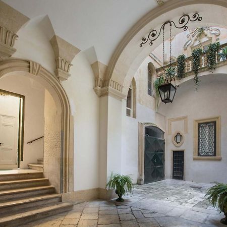 Ferienwohnung Porta Del Duomo Luxury By Barbarhouse Lecce Exterior foto