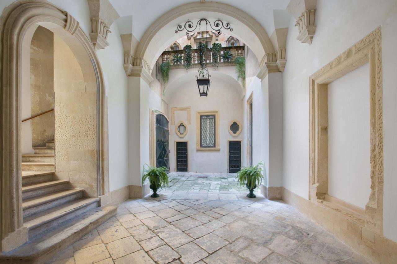 Ferienwohnung Porta Del Duomo Luxury By Barbarhouse Lecce Exterior foto