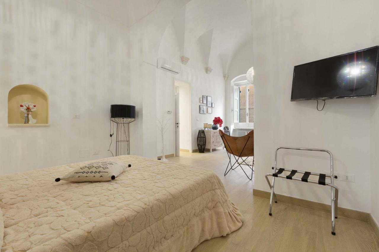 Ferienwohnung Porta Del Duomo Luxury By Barbarhouse Lecce Exterior foto